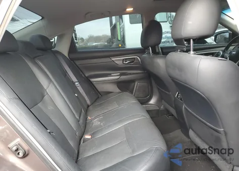 2013 Nissan Altima 2.5 z USA, uszkodzony, nr VIN 1N4AL3AP9DC118020